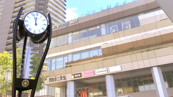 国分寺駅前 時計塔